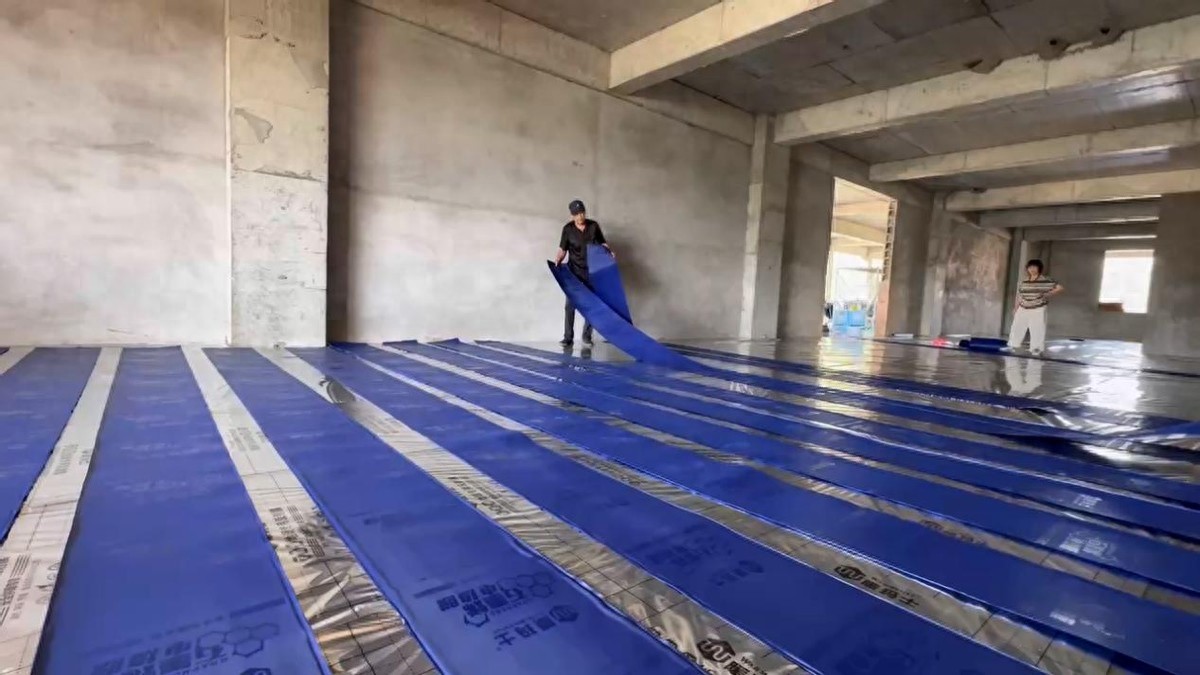暖瑪士石墨烯電地暖：高效利用能源，節省能源成本